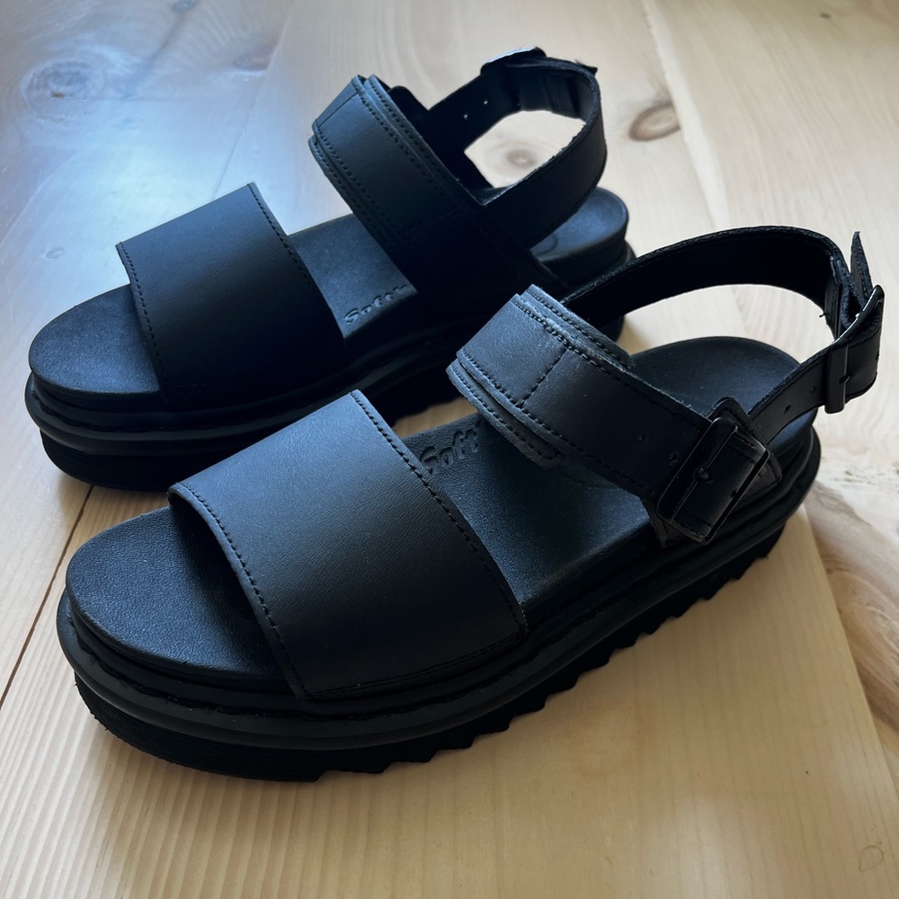 Dr. Martens Voss Platform Sandal